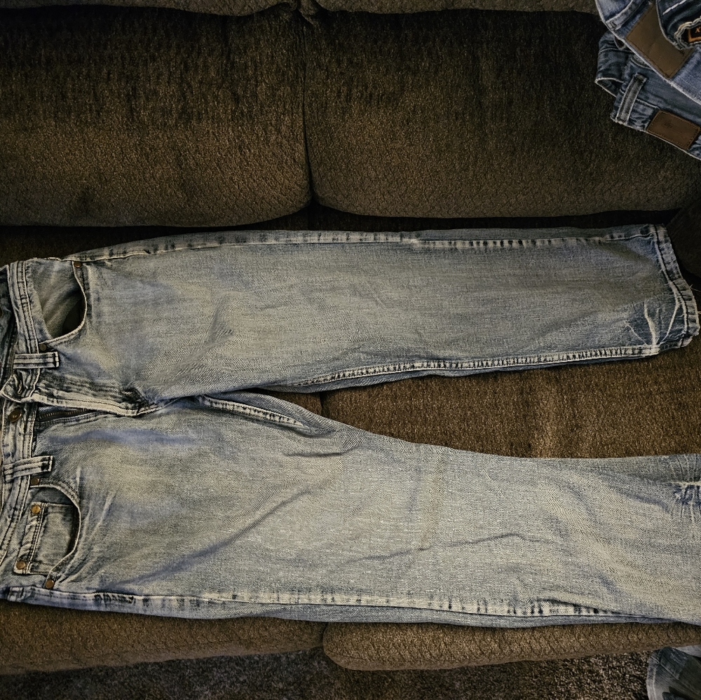 Jeans - Picture 3 of 3
